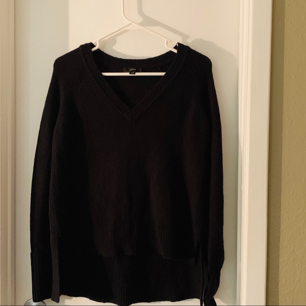 J Crew V-Neck Sweater in yarn